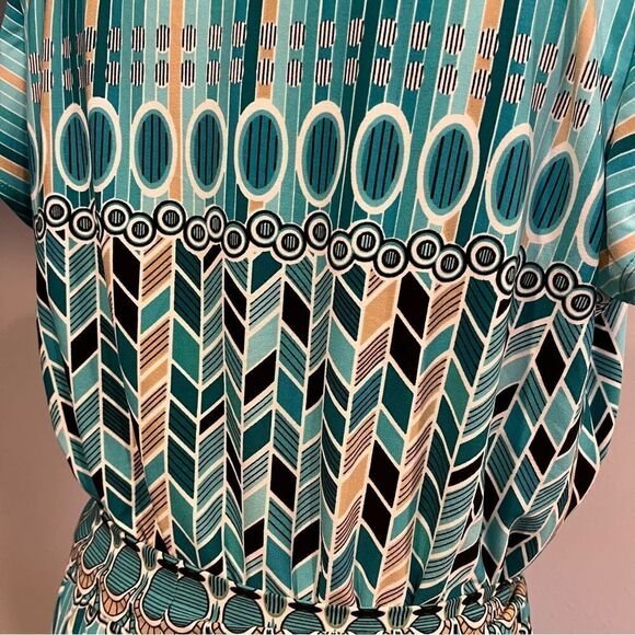 Laundry by Design short sleeve geometric print dress with belt size Large - Picture 10 of 15